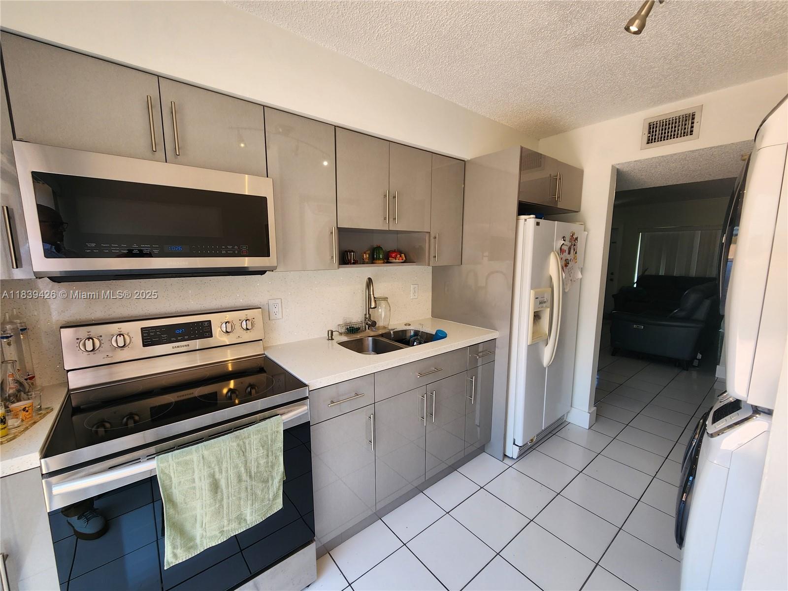 Property photo # 7