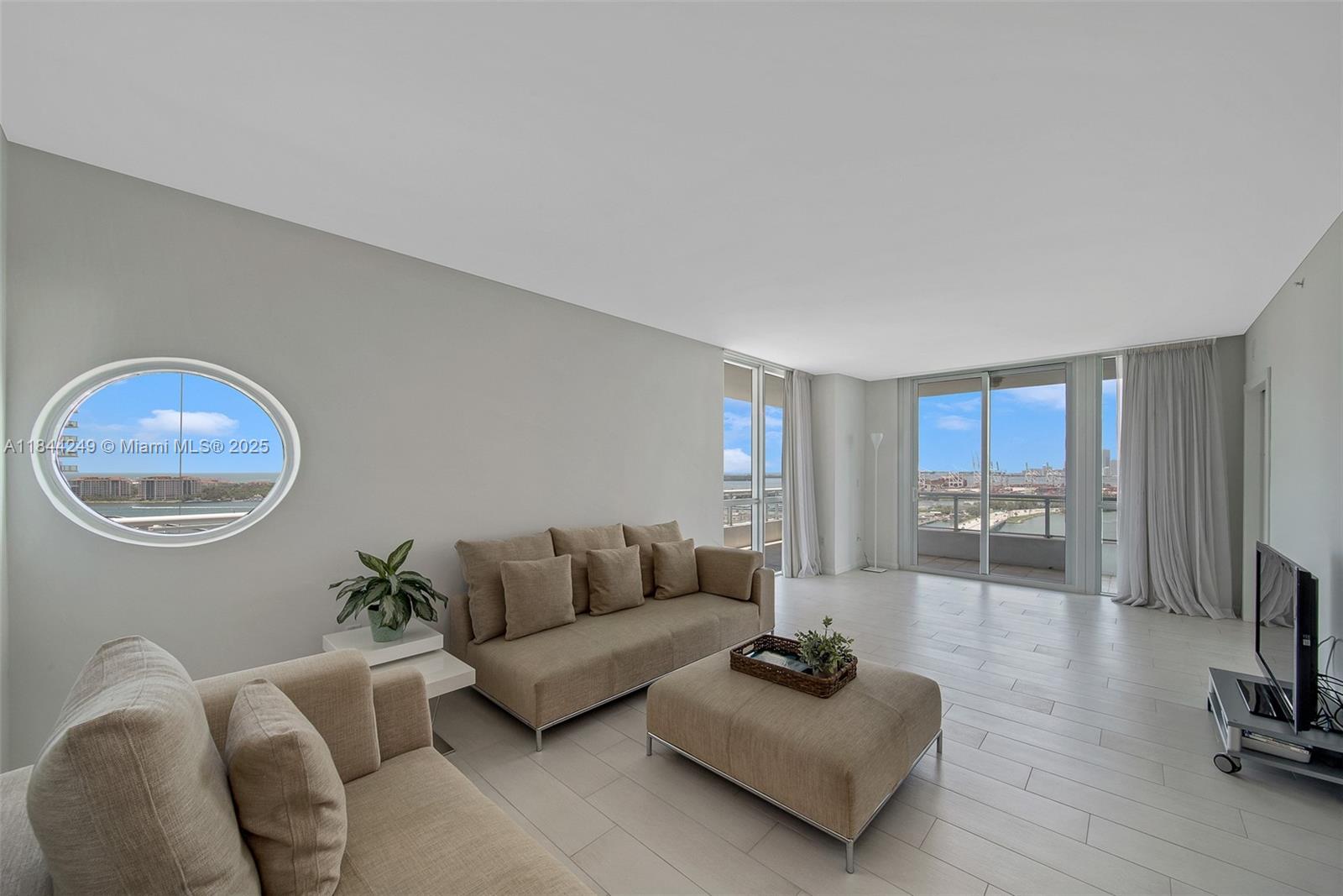 Property photo # 3