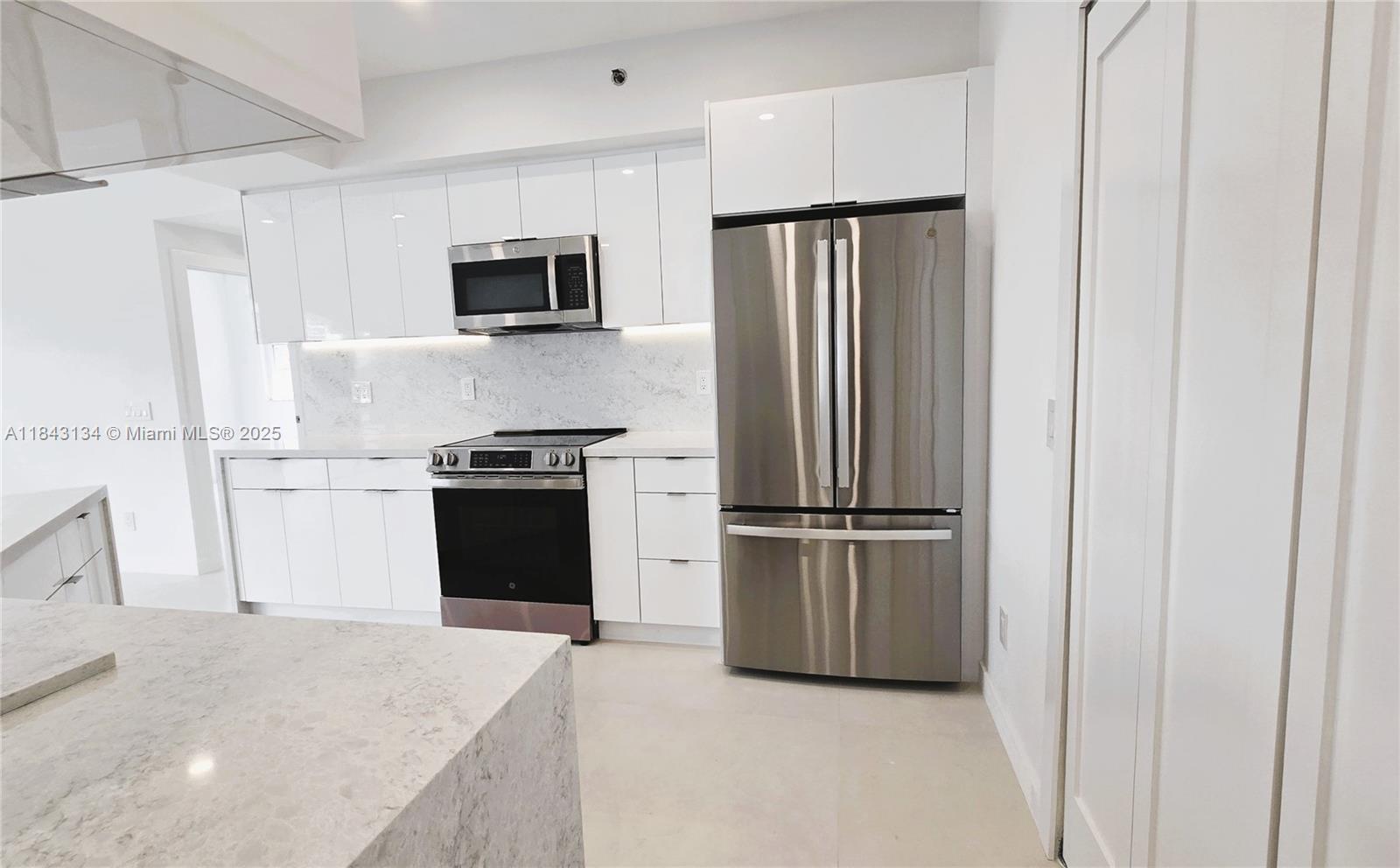 Property photo # 9