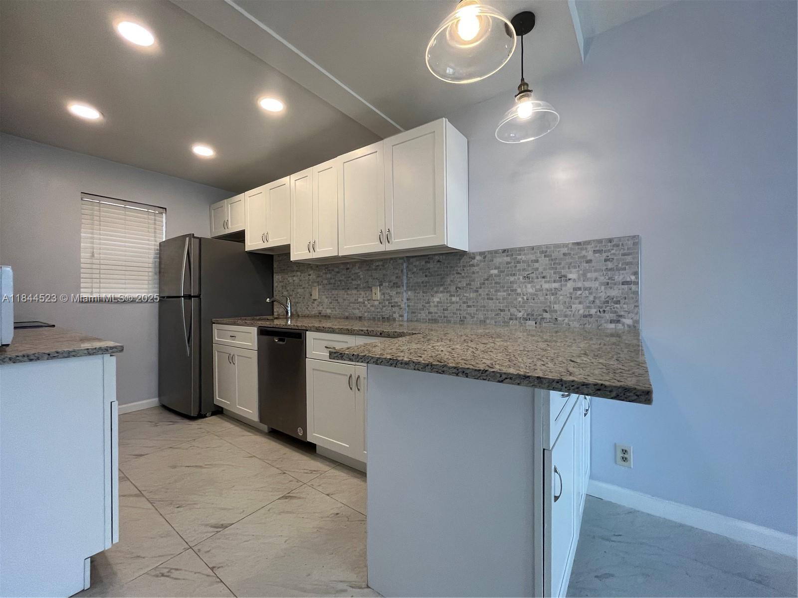 Property photo # 0