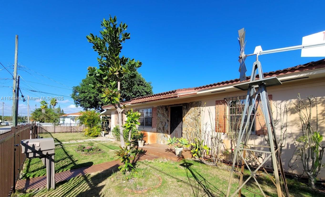 Property photo # 4