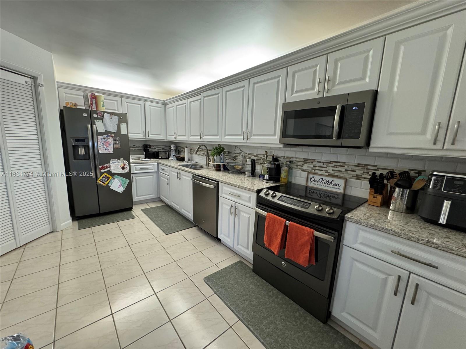 Property photo # 9