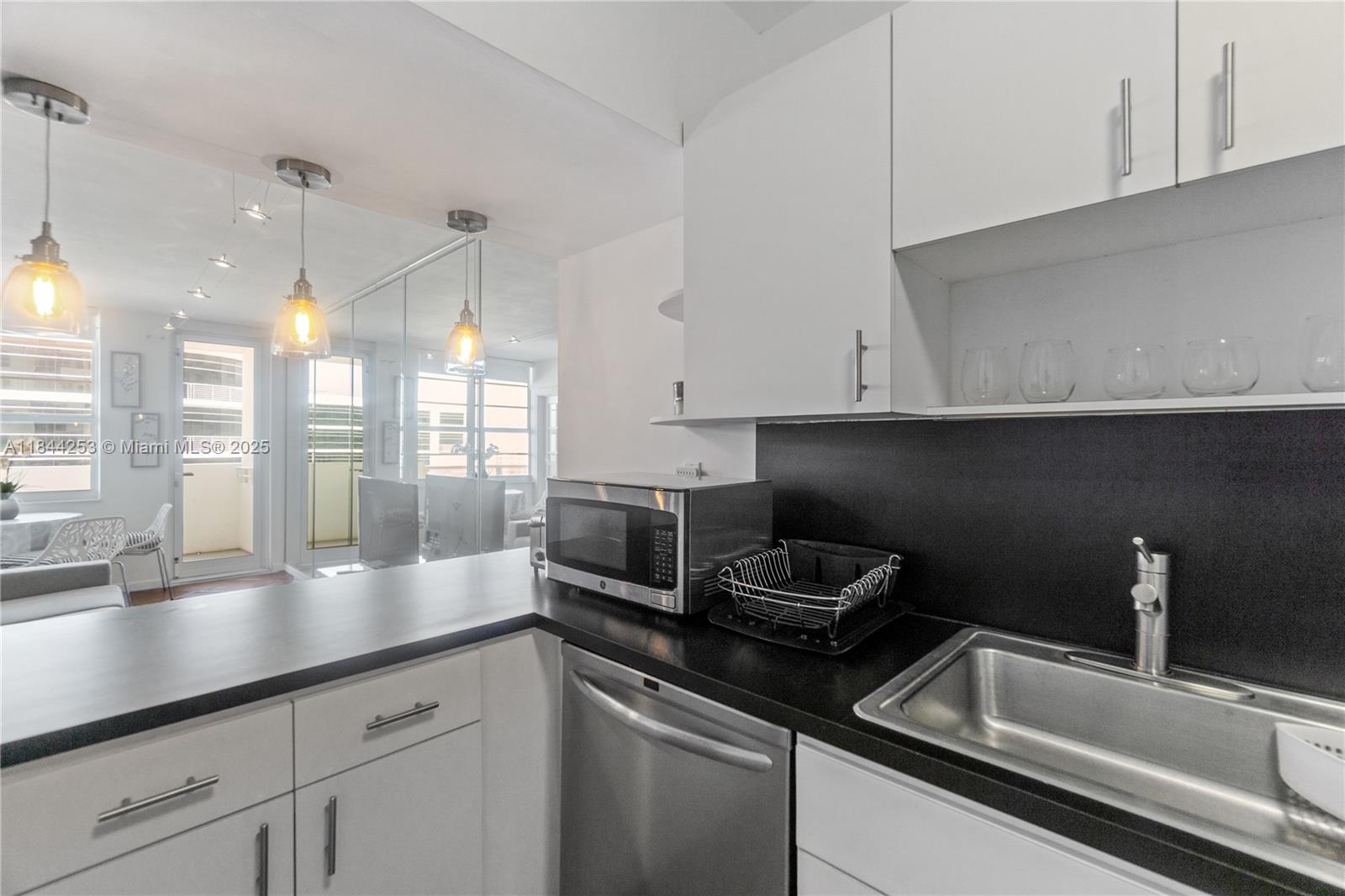 Property photo # 6