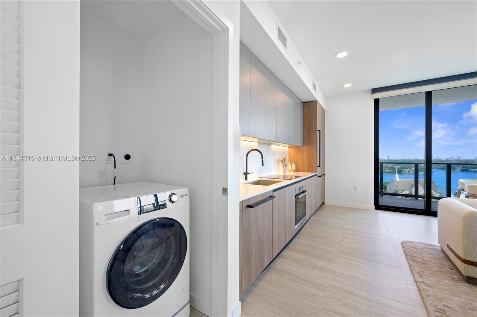 Property photo # 9
