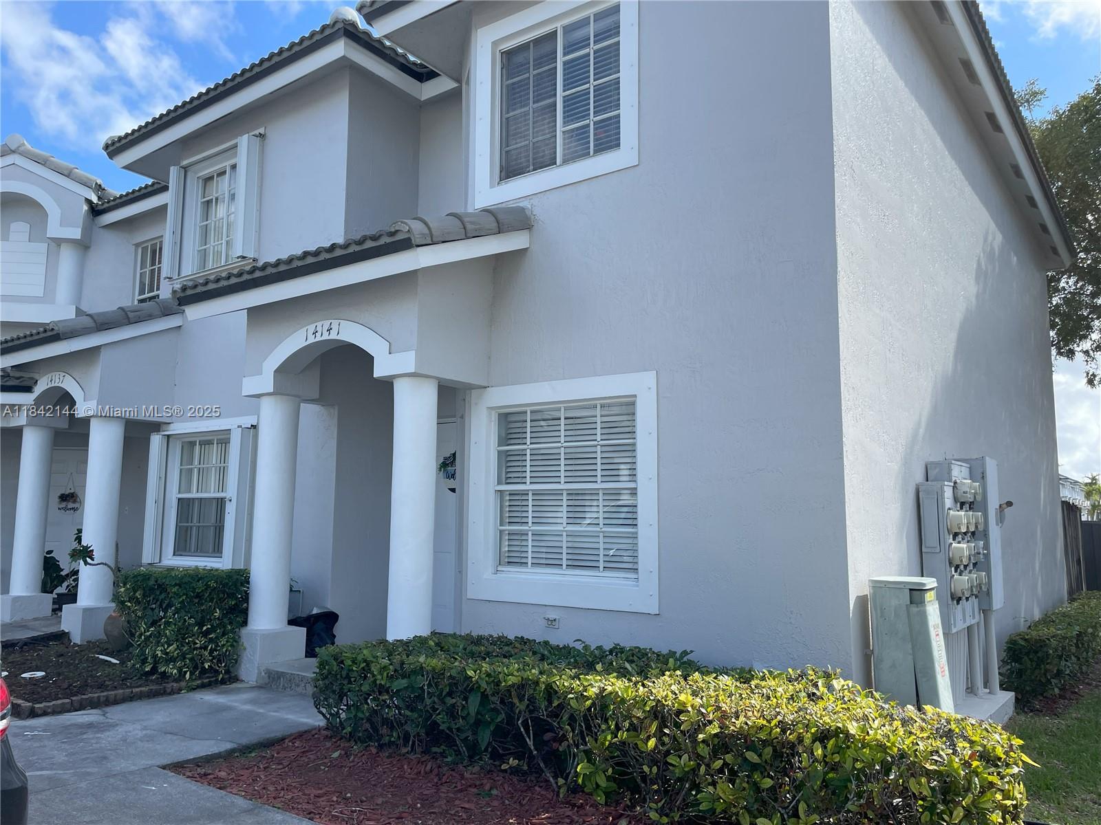 Property photo # 0
