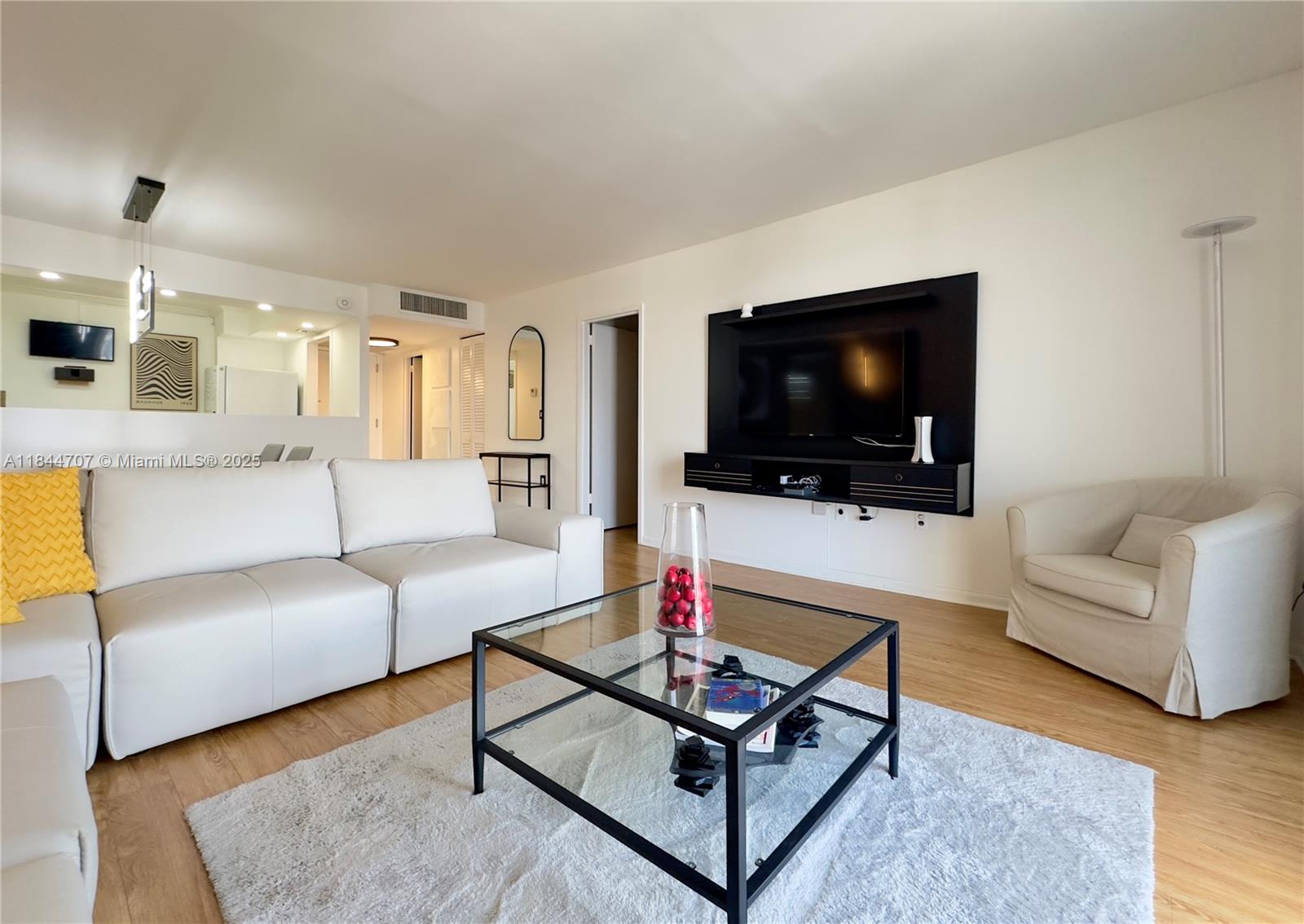 Property photo # 8