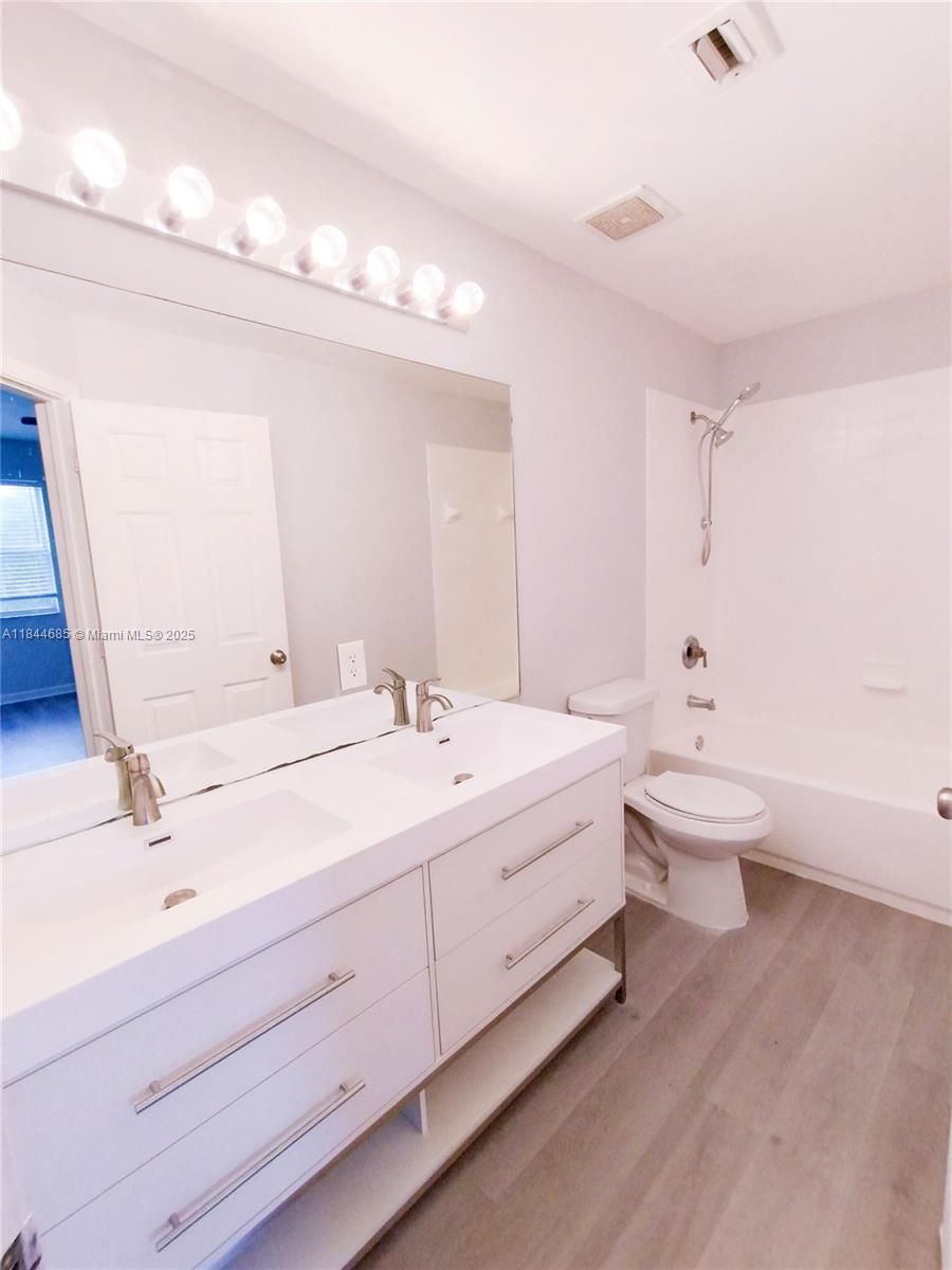 Property photo # 7