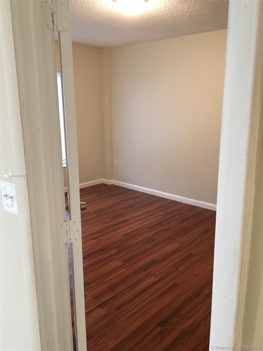 4164 Inverrary Dr #813, Lauderhill, Florida image 19