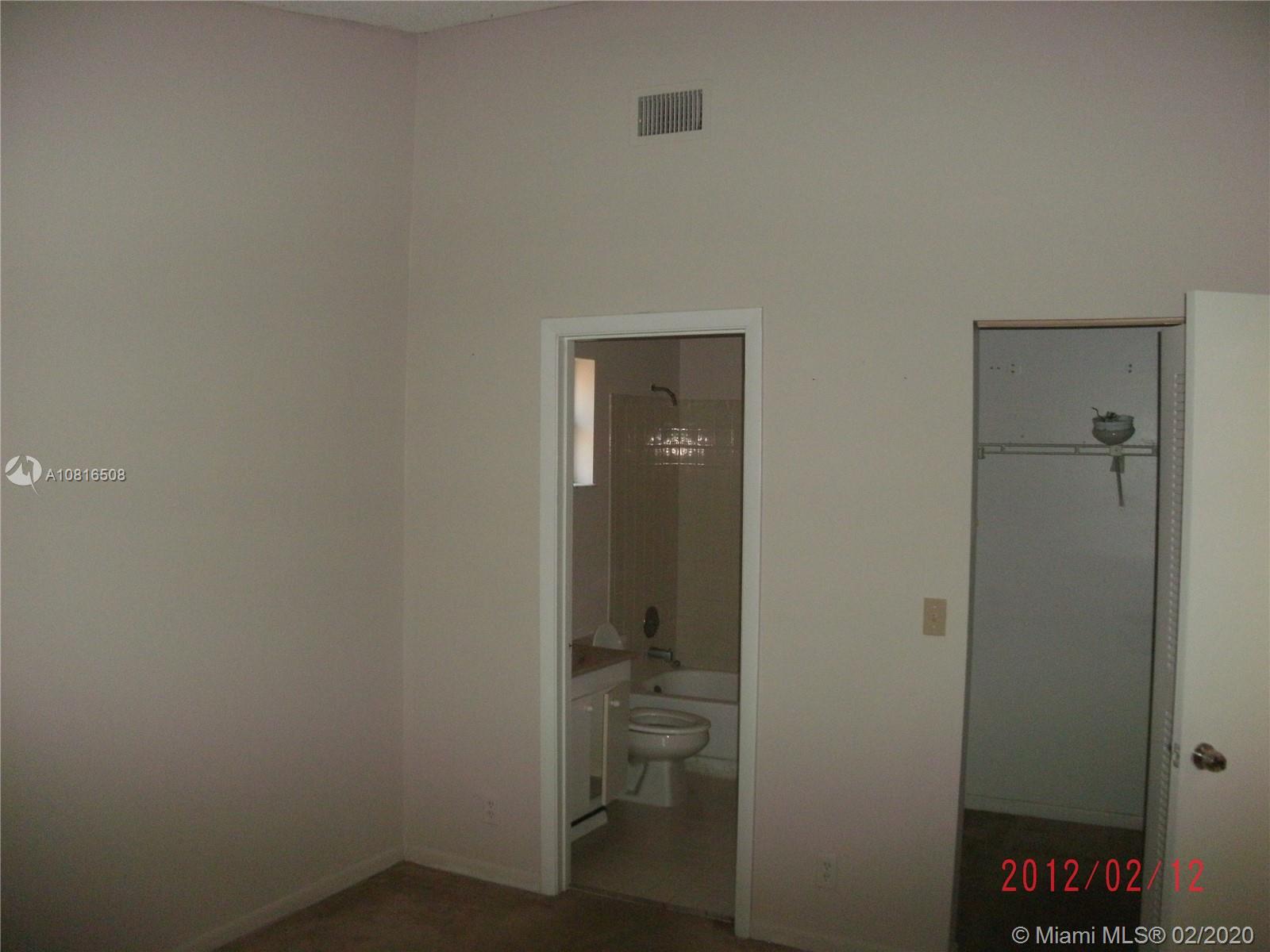 1318 White Pine Dr #8-D, Wellington, Florida image 5