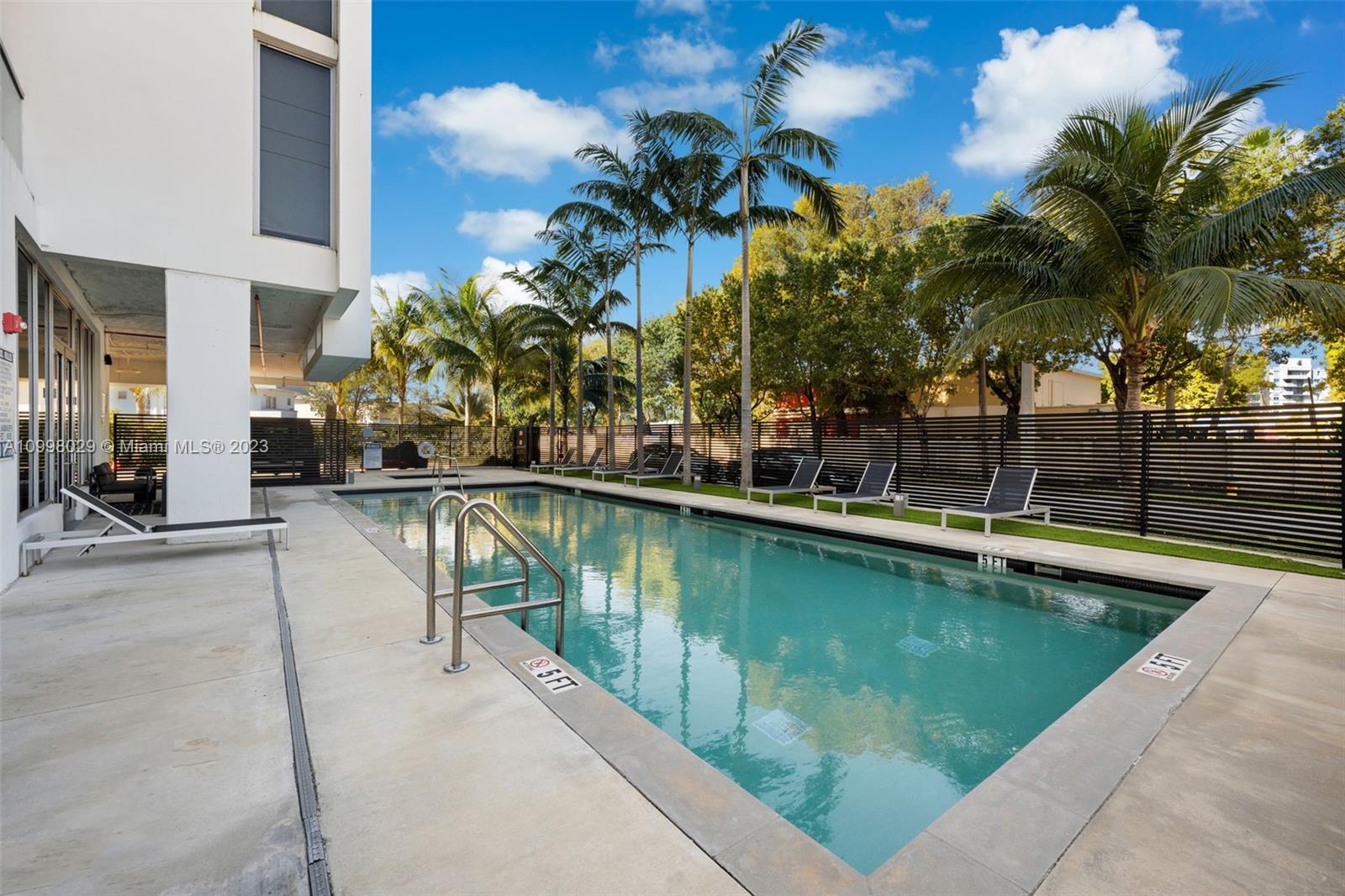 13800 Highland Dr #504, North Miami Beach, Florida image 30