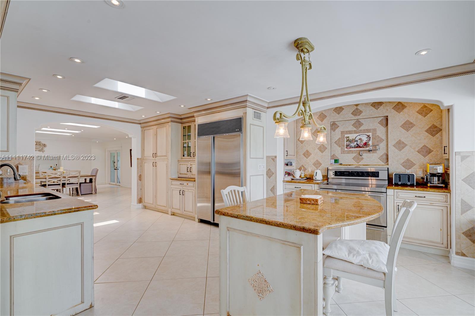 2280 SW 154th Ave, Davie, FL 33326, 4 Bedrooms Bedrooms, ,2 BathroomsBathrooms,Residential,For Sale,154th Ave,A11111742