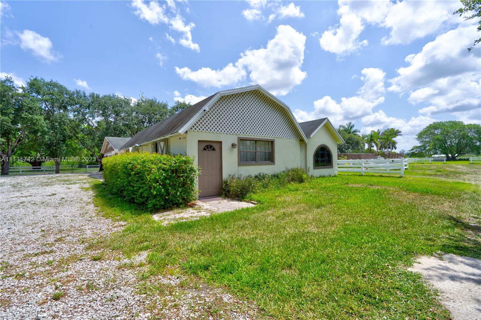 2280 SW 154th Ave, Davie, FL 33326, 4 Bedrooms Bedrooms, ,2 BathroomsBathrooms,Residential,For Sale,154th Ave,A11111742