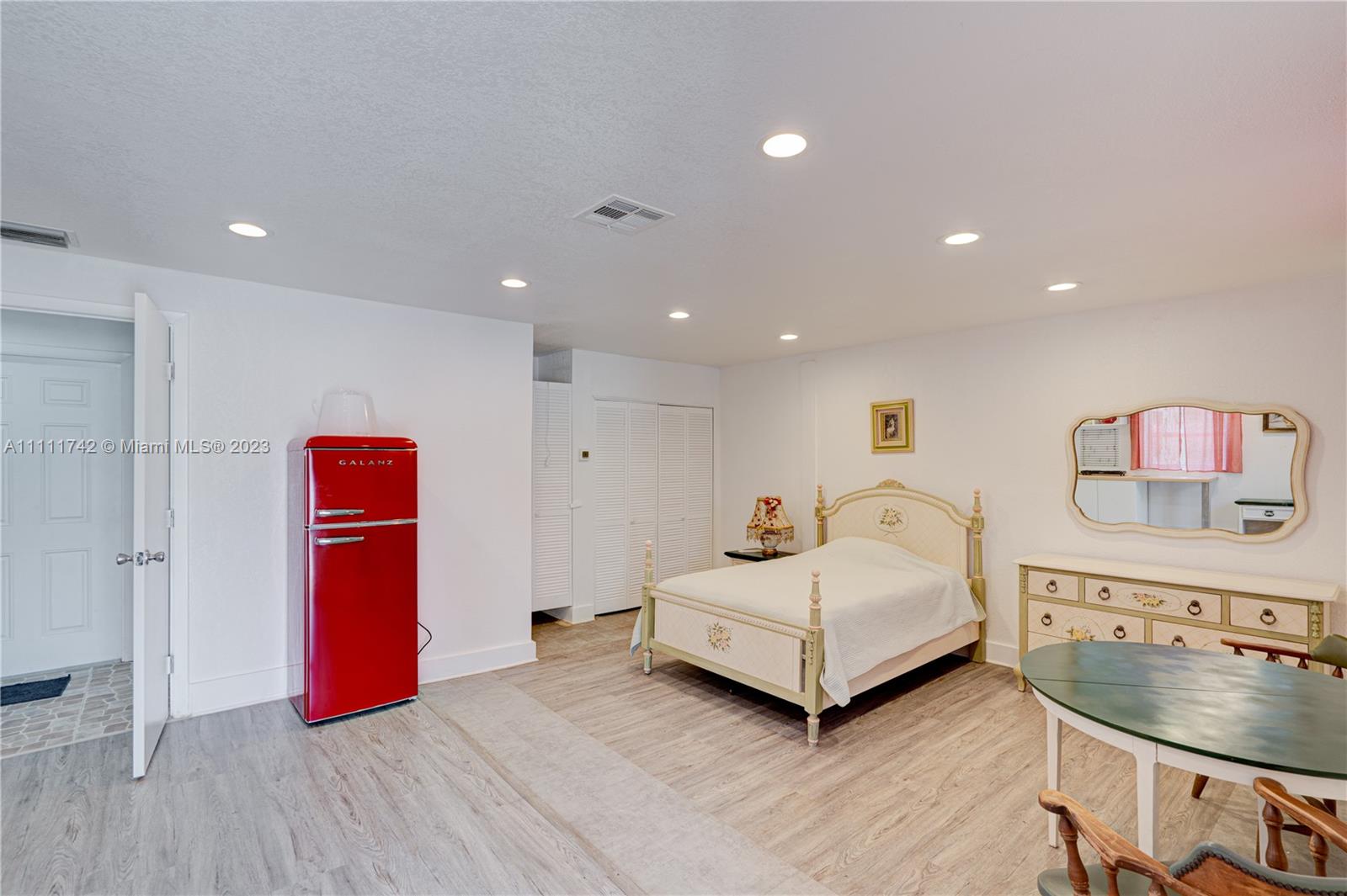 2280 SW 154th Ave, Davie, FL 33326, 4 Bedrooms Bedrooms, ,2 BathroomsBathrooms,Residential,For Sale,154th Ave,A11111742