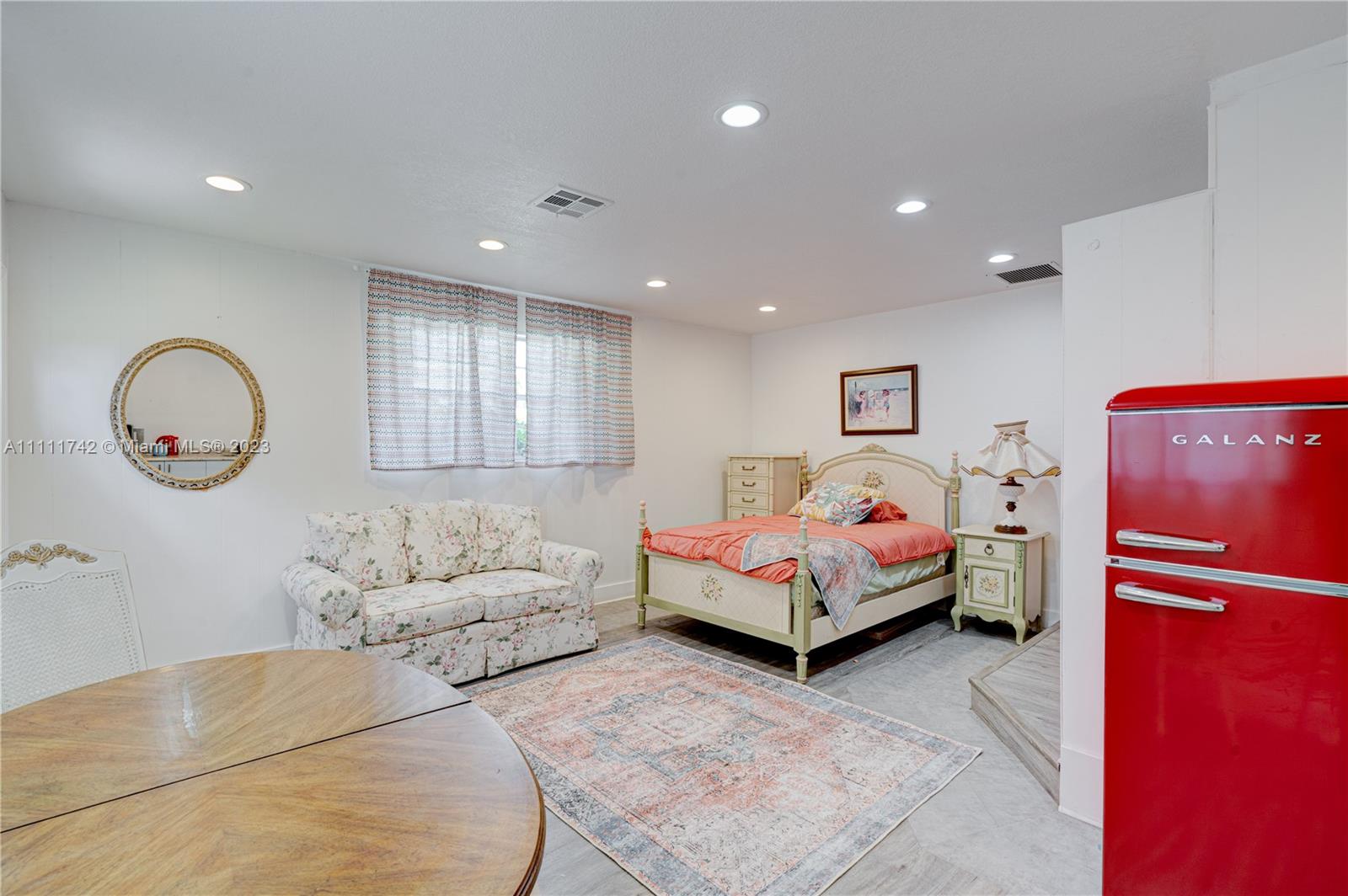 2280 SW 154th Ave, Davie, FL 33326, 4 Bedrooms Bedrooms, ,2 BathroomsBathrooms,Residential,For Sale,154th Ave,A11111742