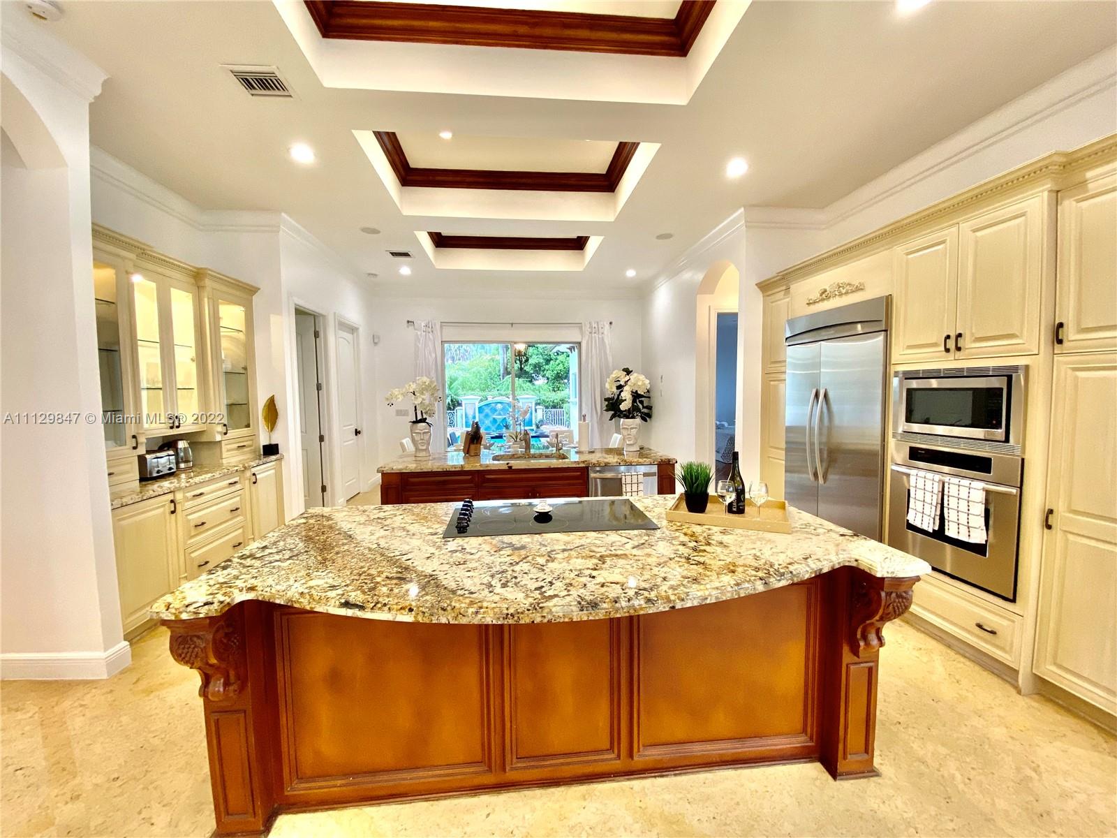 Hollywood, Florida 33019, 5 Bedrooms Bedrooms, ,3 BathroomsBathrooms,Residentiallease,For Rent,A11129847