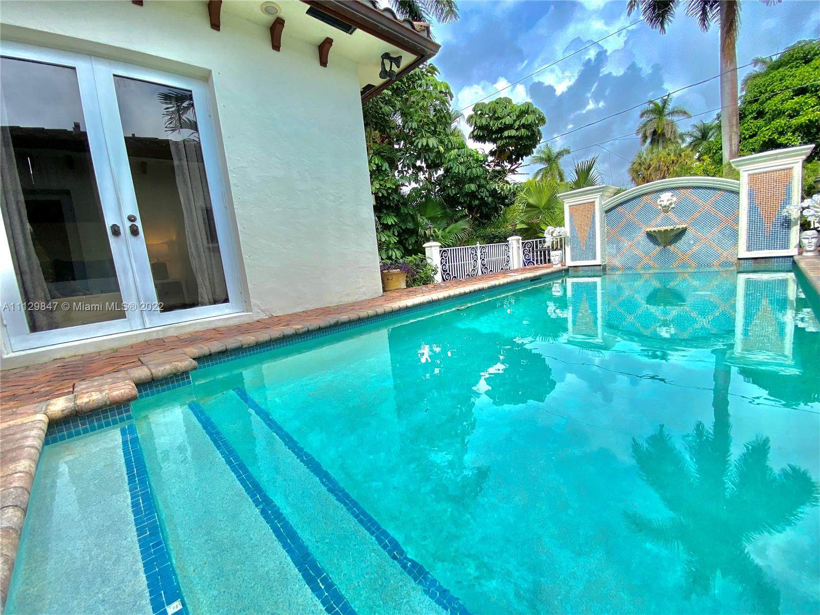 Hollywood, Florida 33019, 5 Bedrooms Bedrooms, ,3 BathroomsBathrooms,Residentiallease,For Rent,A11129847
