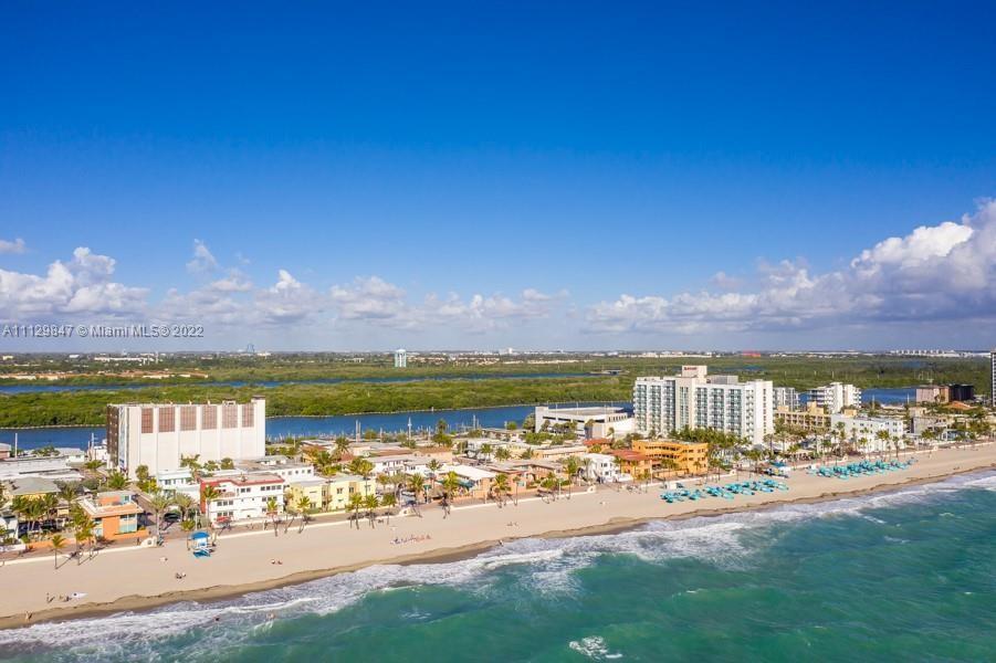 Hollywood, Florida 33019, 5 Bedrooms Bedrooms, ,3 BathroomsBathrooms,Residentiallease,For Rent,A11129847