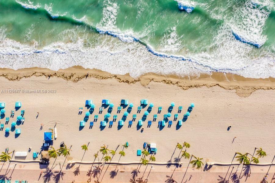 Hollywood, Florida 33019, 5 Bedrooms Bedrooms, ,3 BathroomsBathrooms,Residentiallease,For Rent,A11129847