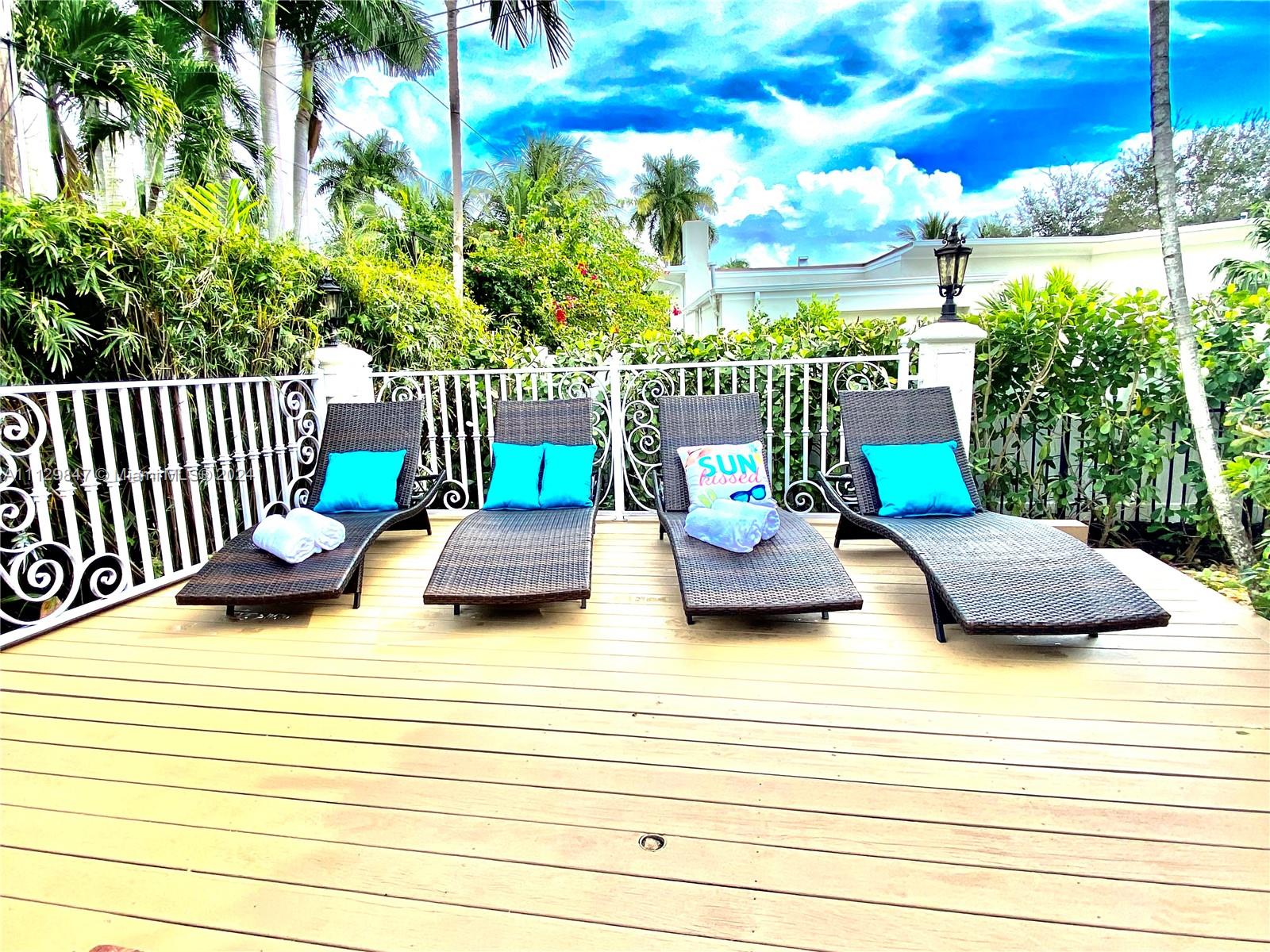 Hollywood, Florida 33019, 5 Bedrooms Bedrooms, ,3 BathroomsBathrooms,Residentiallease,For Rent,A11129847