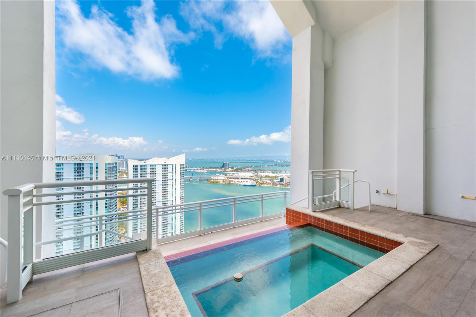 900 Brickell Key Blvd PH3402, Miami, FL 33131, 4 Bedrooms Bedrooms, ,5 BathroomsBathrooms,Residential,For Sale,Brickell Key Blvd,A11140146