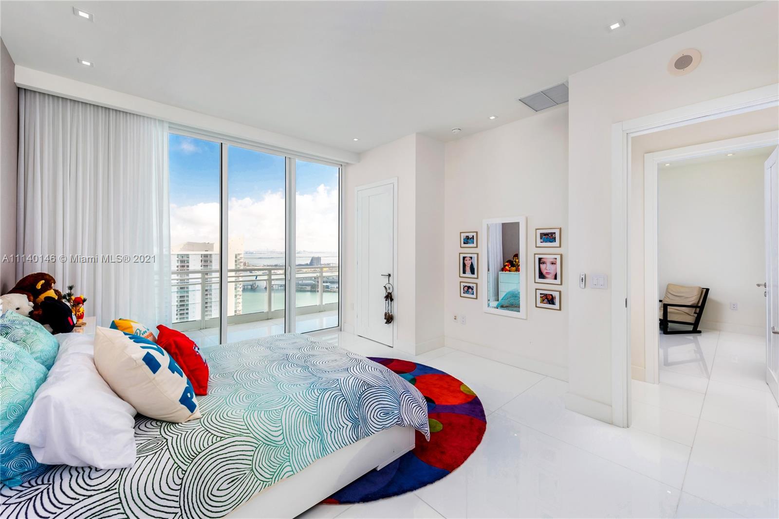 900 Brickell Key Blvd PH3402, Miami, FL 33131, 4 Bedrooms Bedrooms, ,5 BathroomsBathrooms,Residential,For Sale,Brickell Key Blvd,A11140146