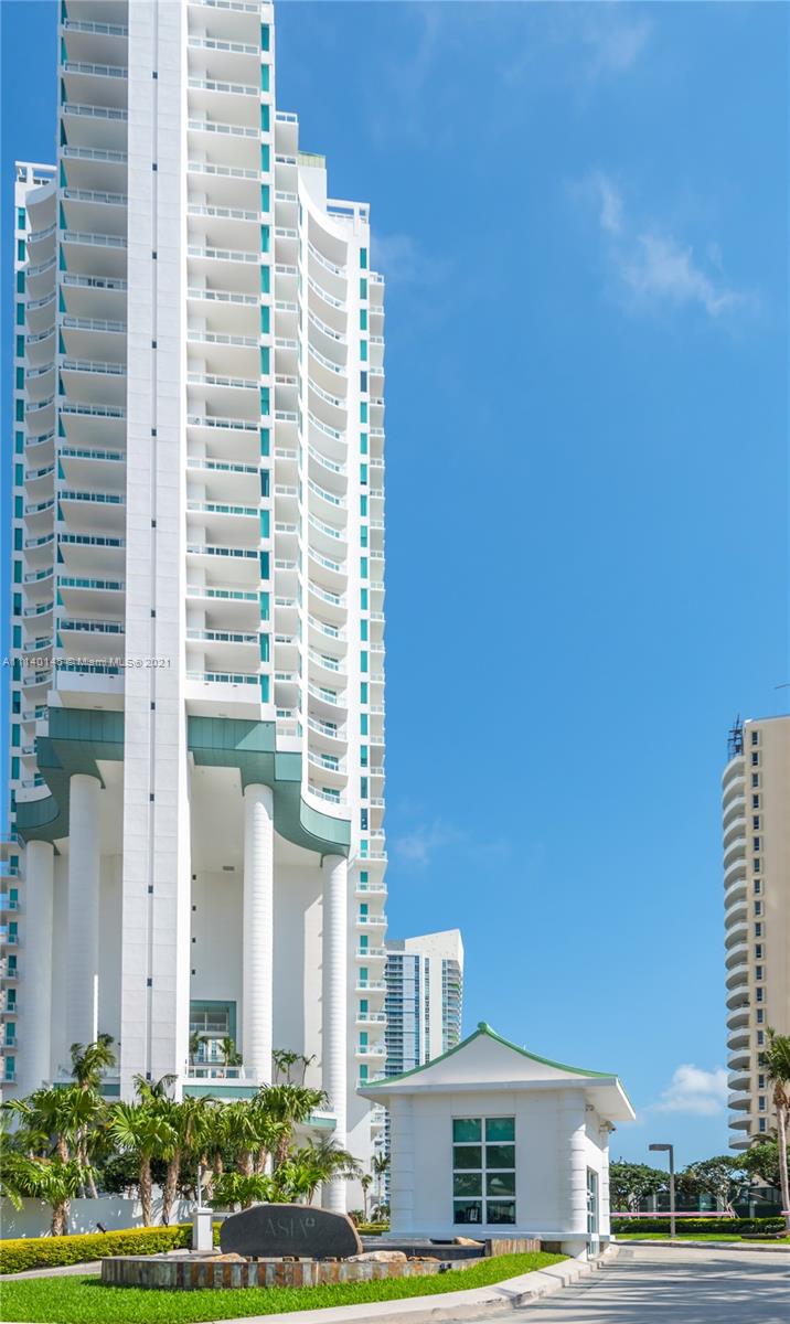 900 Brickell Key Blvd PH3402, Miami, FL 33131, 4 Bedrooms Bedrooms, ,5 BathroomsBathrooms,Residential,For Sale,Brickell Key Blvd,A11140146