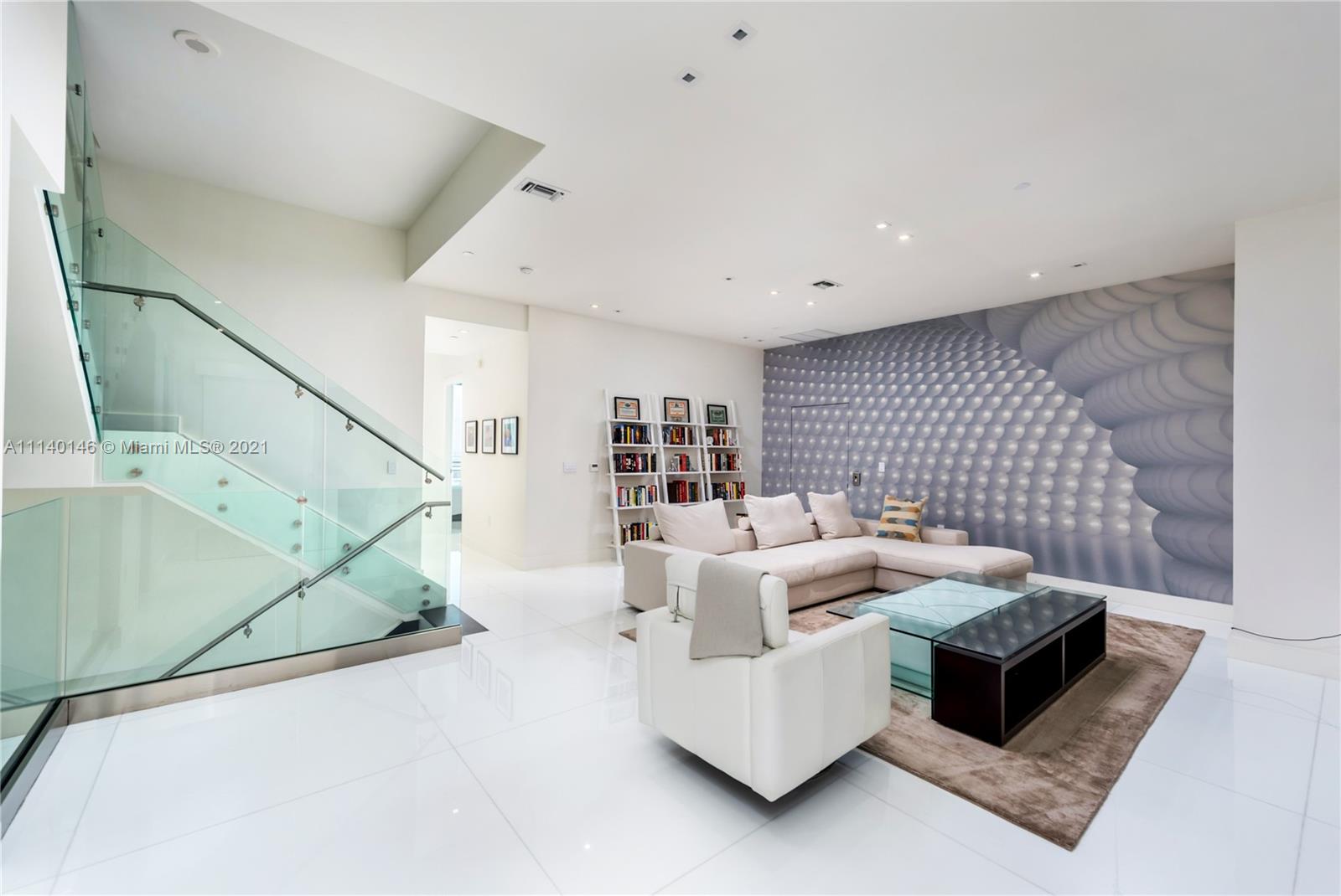 900 Brickell Key Blvd PH3402, Miami, FL 33131, 4 Bedrooms Bedrooms, ,5 BathroomsBathrooms,Residential,For Sale,Brickell Key Blvd,A11140146