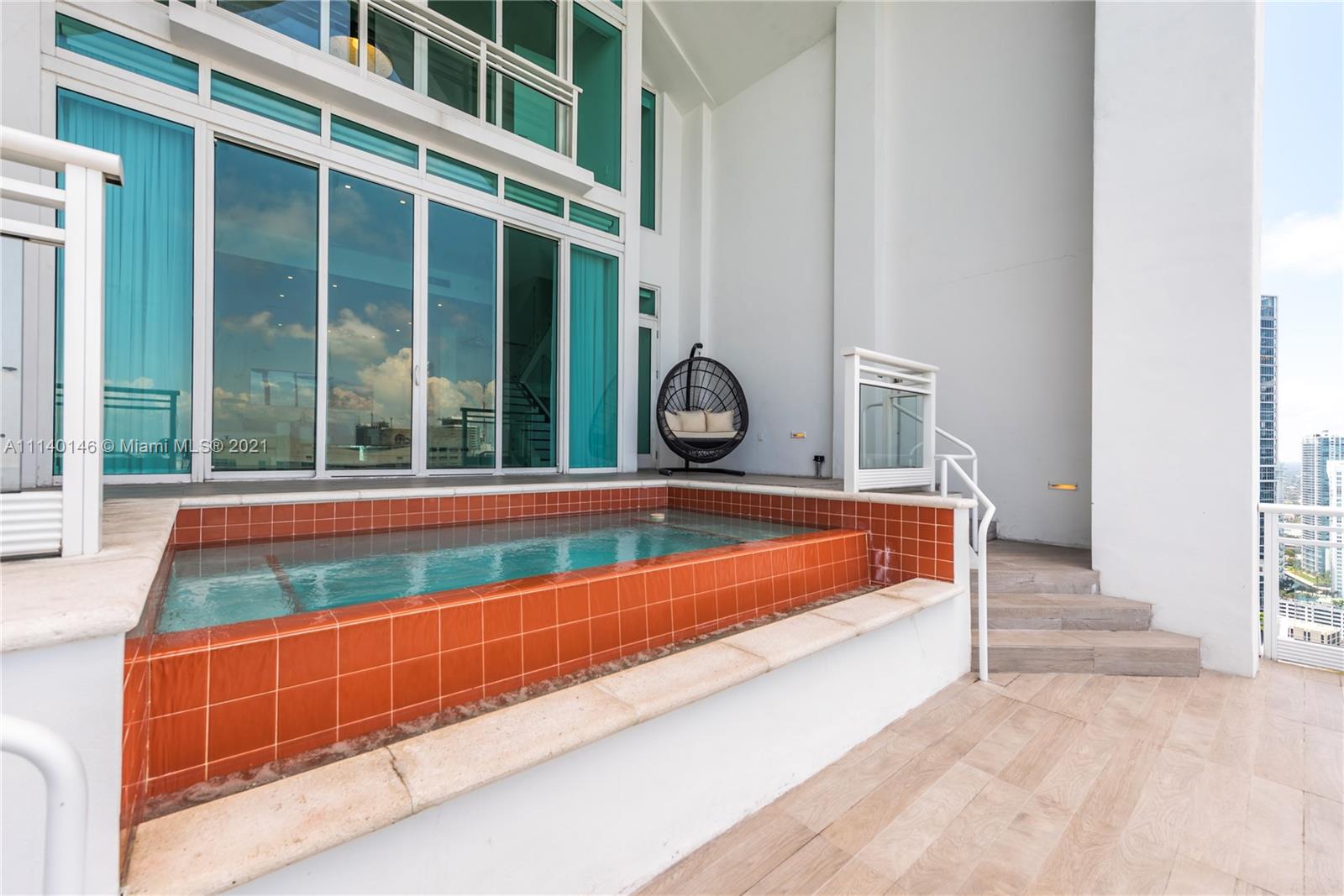 900 Brickell Key Blvd PH3402, Miami, FL 33131, 4 Bedrooms Bedrooms, ,5 BathroomsBathrooms,Residential,For Sale,Brickell Key Blvd,A11140146