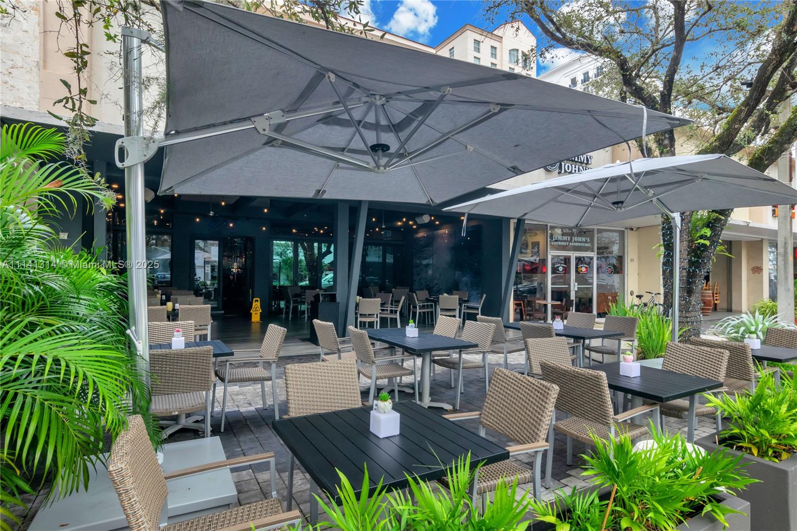 99 Miracle Mile- RESTAURANT FOR SALE, Coral Gables, Florida 33134, ,Businessopportunity,For Sale,99 Miracle Mile- RESTAURANT FOR SALE,A11141314