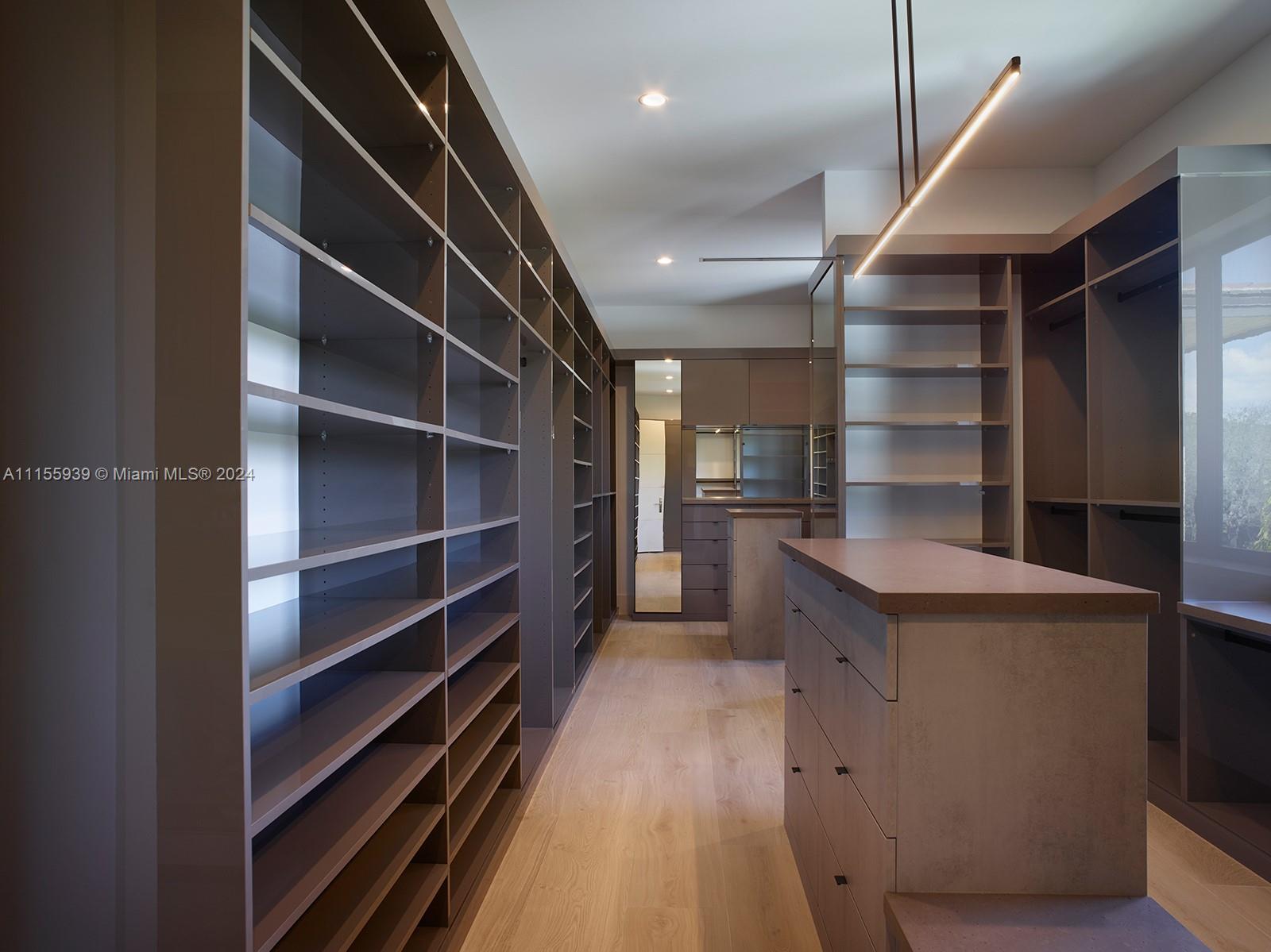 12505 Vista Ln, Pinecrest, FL 33156, 7 Bedrooms Bedrooms, ,8 BathroomsBathrooms,Residential,For Sale,Vista Ln,A11155939