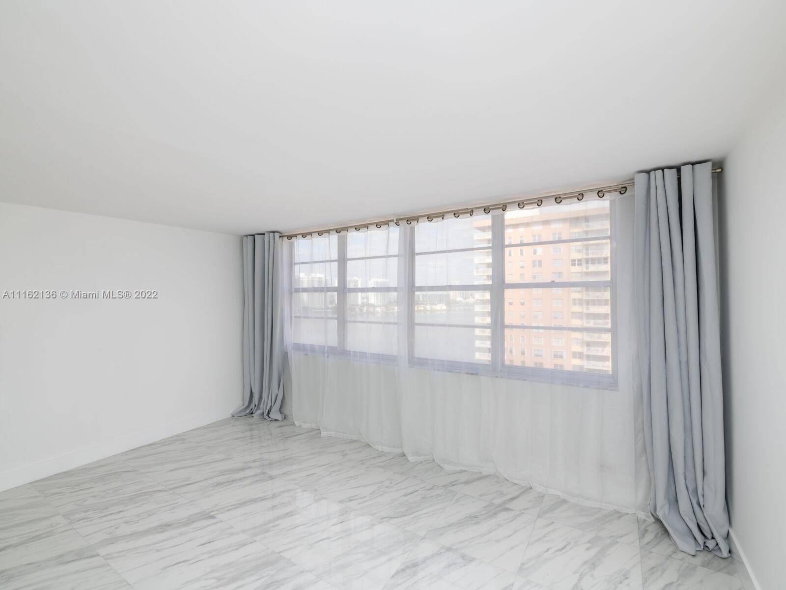 250 174th St 1810, Sunny Isles Beach, FL 33160, ,1 BathroomBathrooms,Residential,For Sale,174th St,A11162136