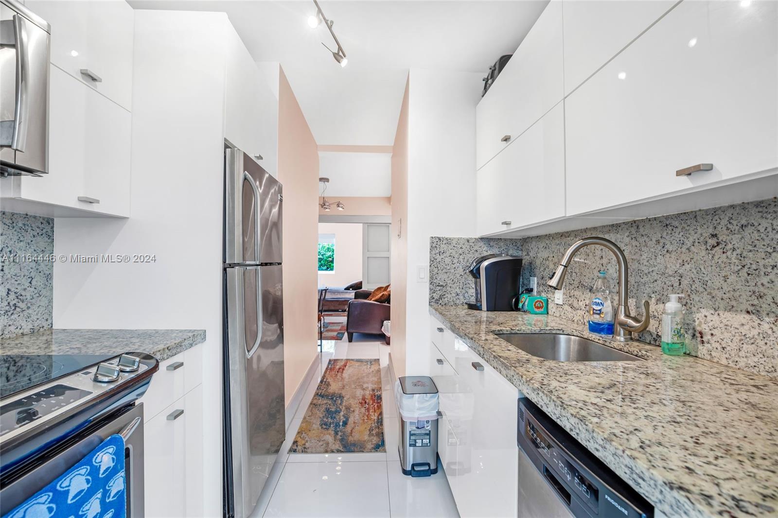 1135 Euclid Ave 101, Miami Beach, Florida 33139, 2 Bedrooms Bedrooms, ,1 BathroomBathrooms,Residential,For Sale,1135 Euclid Ave 101,A11164446