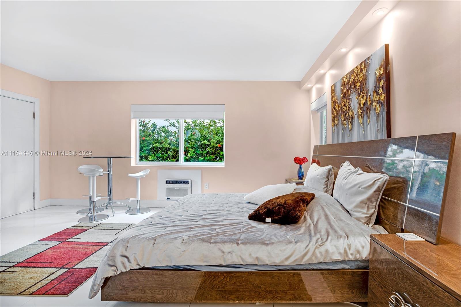 1135 Euclid Ave 101, Miami Beach, Florida 33139, 2 Bedrooms Bedrooms, ,1 BathroomBathrooms,Residential,For Sale,1135 Euclid Ave 101,A11164446