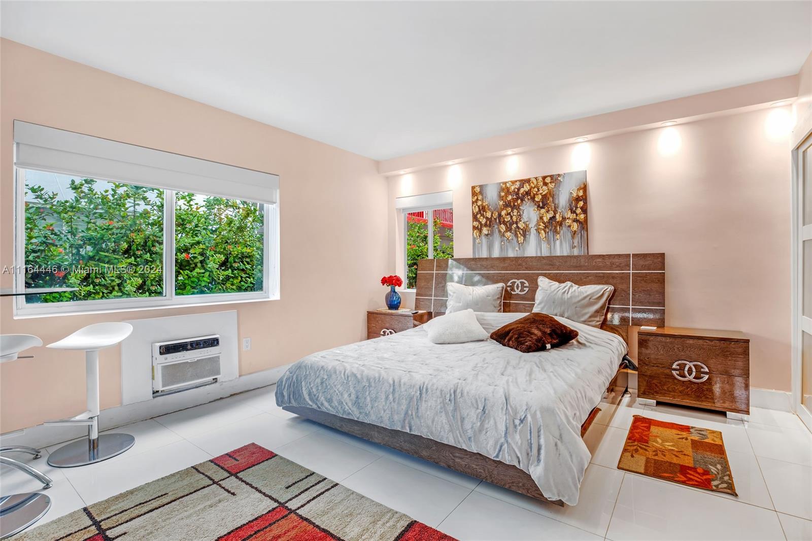 1135 Euclid Ave 101, Miami Beach, Florida 33139, 2 Bedrooms Bedrooms, ,1 BathroomBathrooms,Residential,For Sale,1135 Euclid Ave 101,A11164446