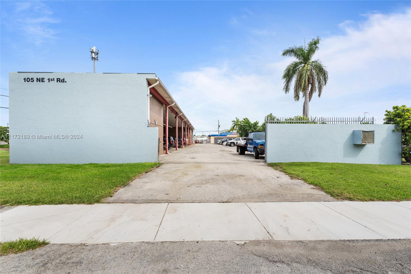 105 NE 1st RD, Homestead, Florida 33030, ,Commercialsale,For Sale,105 NE 1st RD,A11172189