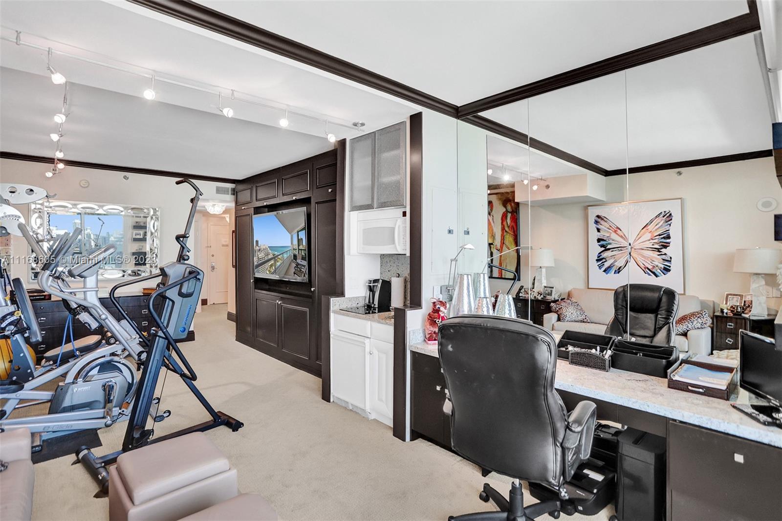 4401 Collins Ave 2109/2111, Miami Beach, Florida 33140, 2 Bedrooms Bedrooms, ,3 BathroomsBathrooms,Residential,For Sale,4401 Collins Ave 2109/2111,A11168605