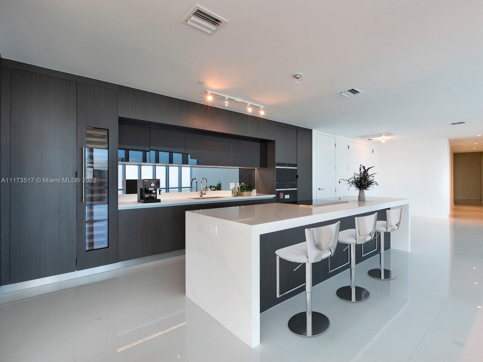 851 NE 1st Ave 5011, Miami, FL 33132, 4 Bedrooms Bedrooms, ,5 BathroomsBathrooms,Residential,For Sale,1st Ave,A11173517