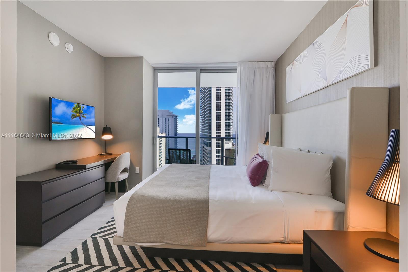 4010 S Ocean Dr R1405, Hollywood, Florida 33019, 2 Bedrooms Bedrooms, ,2 BathroomsBathrooms,Residential,For Sale,4010 S Ocean Dr R1405,A11184843
