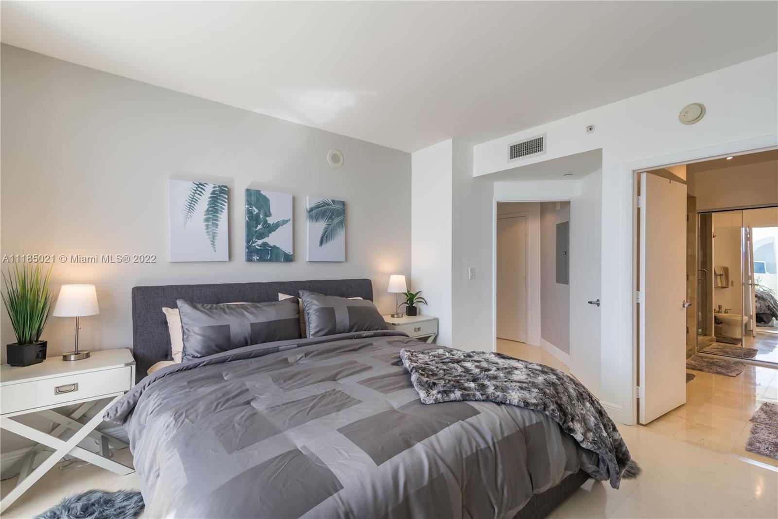 6365 Collins Ave 3506, Miami Beach, Florida 33141, 1 Bedroom Bedrooms, ,2 BathroomsBathrooms,Residentiallease,For Rent,6365 Collins Ave 3506,A11185021