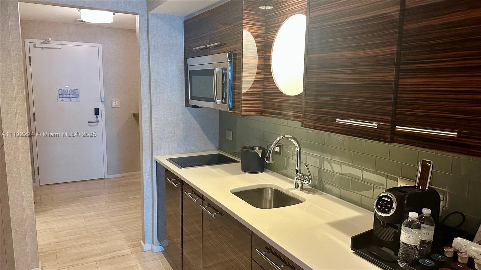 551 N Fort Lauderdale Beach Blvd H1510, Fort Lauderdale, FL 33304, ,1 BathroomBathrooms,Residential,For Sale,Fort Lauderdale Beach Blvd,A11192224