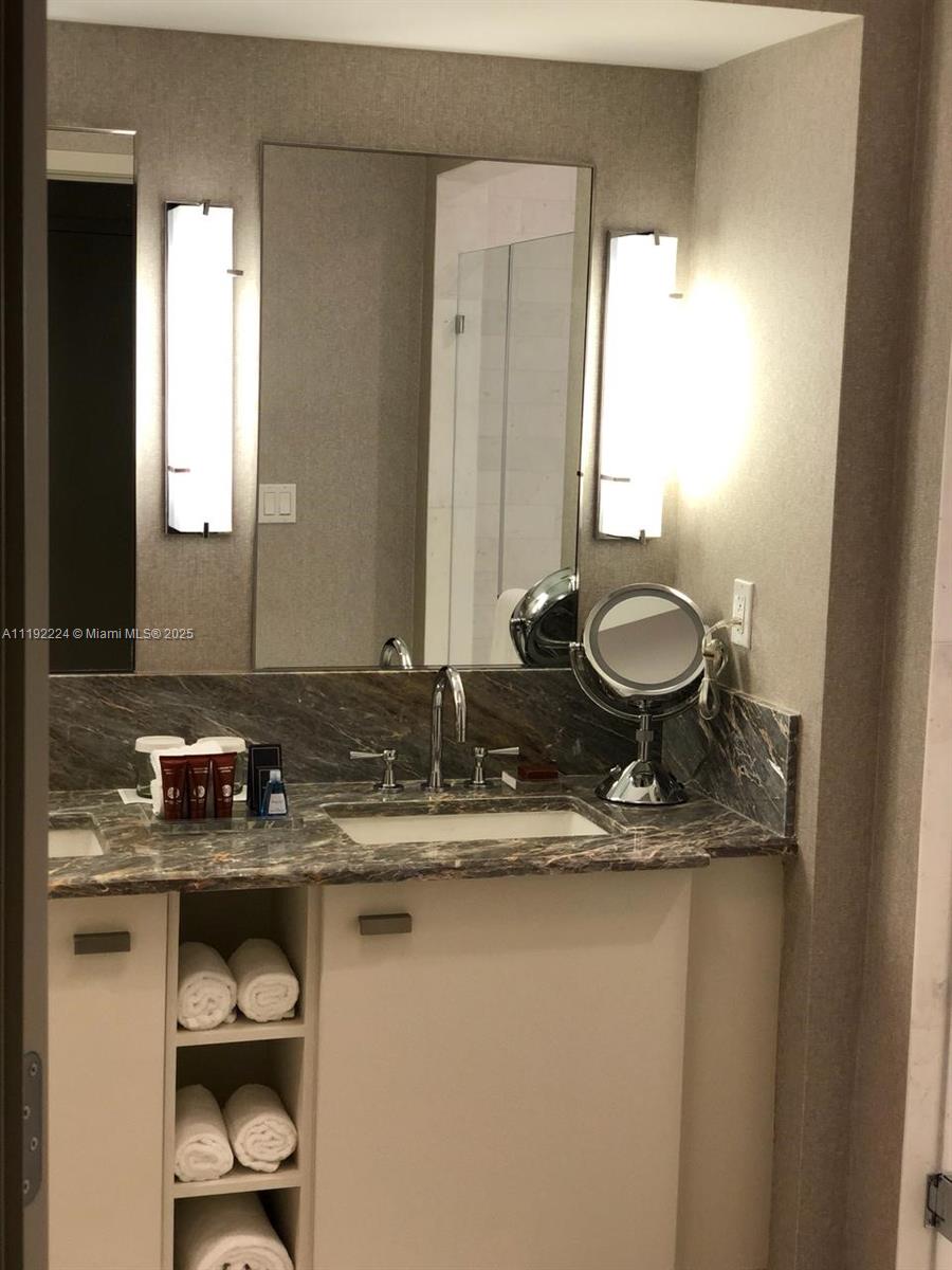 551 N Fort Lauderdale Beach Blvd H1510, Fort Lauderdale, FL 33304, ,1 BathroomBathrooms,Residential,For Sale,Fort Lauderdale Beach Blvd,A11192224