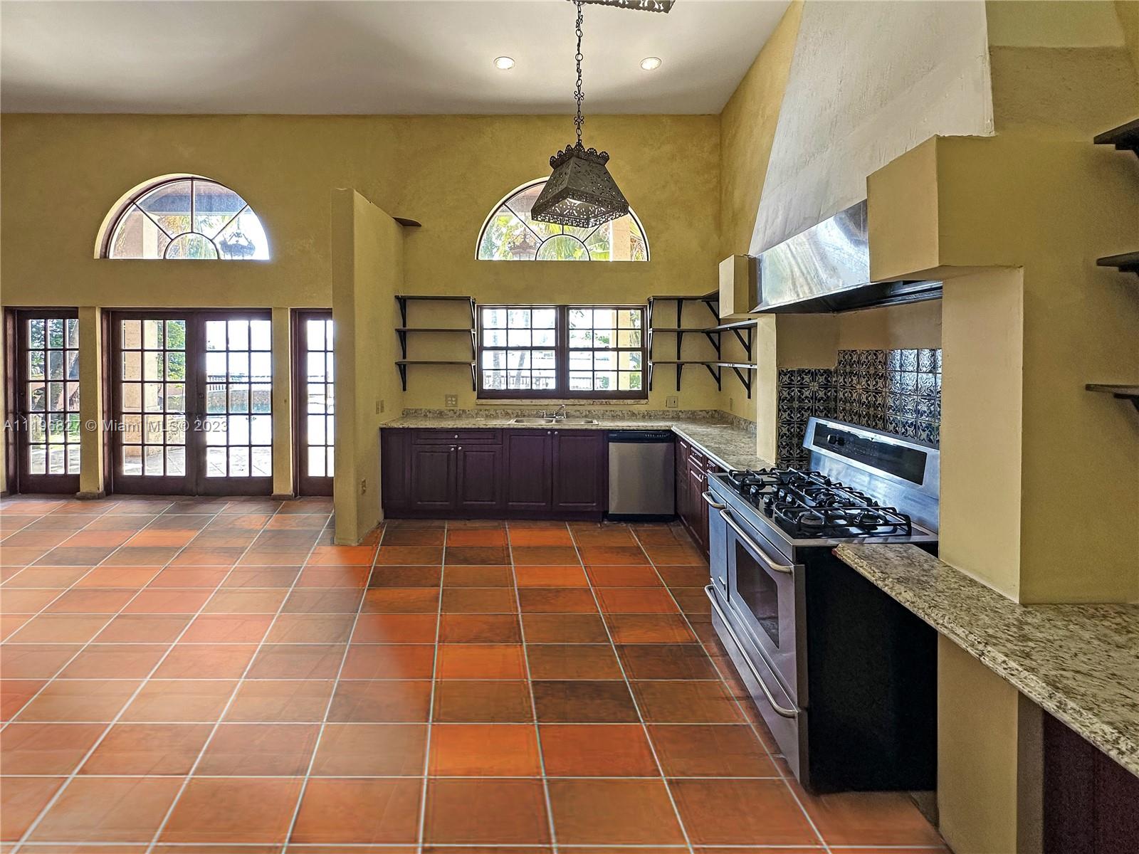 206 San Marino Dr, Miami Beach, FL, 33139 United States, 5 Bedrooms Bedrooms, ,4 BathroomsBathrooms,Residential,For Sale,San Marino Dr,A11196827