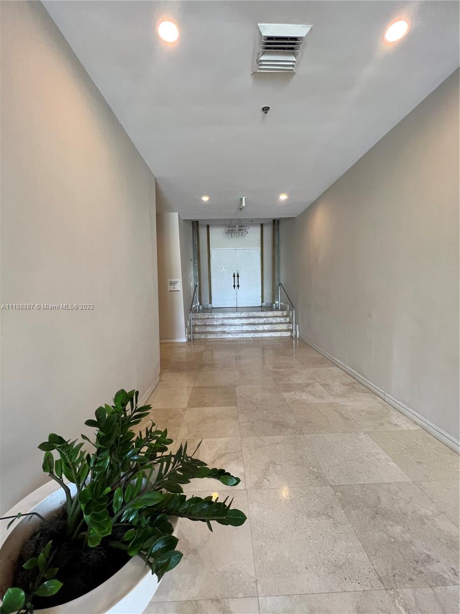 BALLROOM ENTRANCE