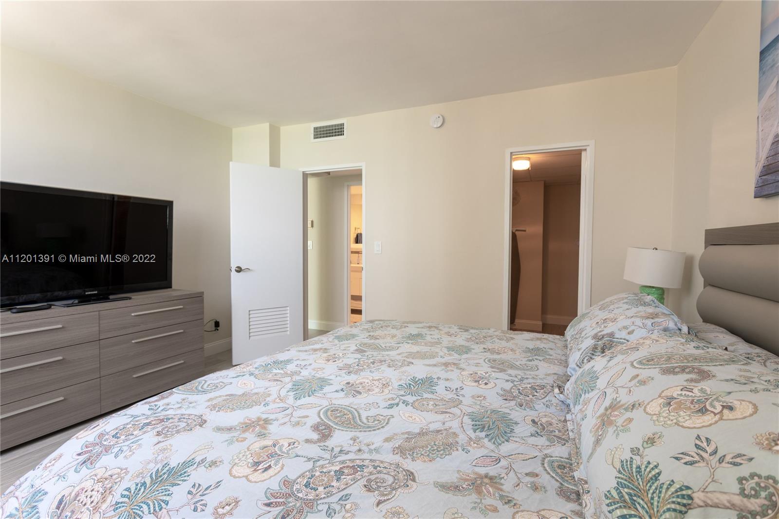 3901 S Ocean Dr 10M, Hollywood, Florida 33019, 1 Bedroom Bedrooms, ,1 BathroomBathrooms,Residentiallease,For Rent,3901 S Ocean Dr 10M,A11201391