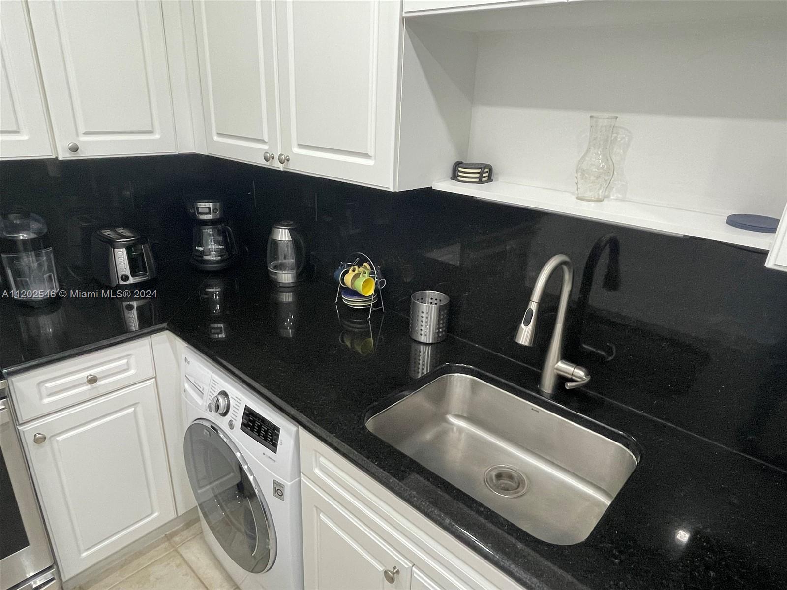 2501 S Ocean Dr PH28, Hollywood, Florida 33019, 1 Bedroom Bedrooms, ,1 BathroomBathrooms,Residentiallease,For Rent,2501 S Ocean Dr PH28,A11202546