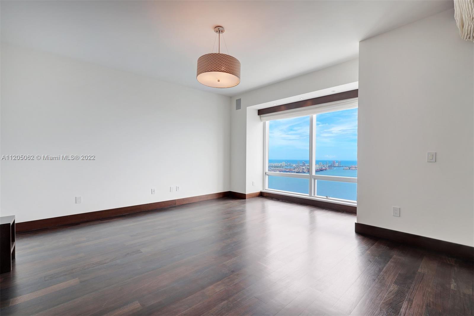 1425 Brickell Ave 63F, Miami, FL 33131, 3 Bedrooms Bedrooms, ,4 BathroomsBathrooms,Residential,For Sale,Brickell Ave,A11205062