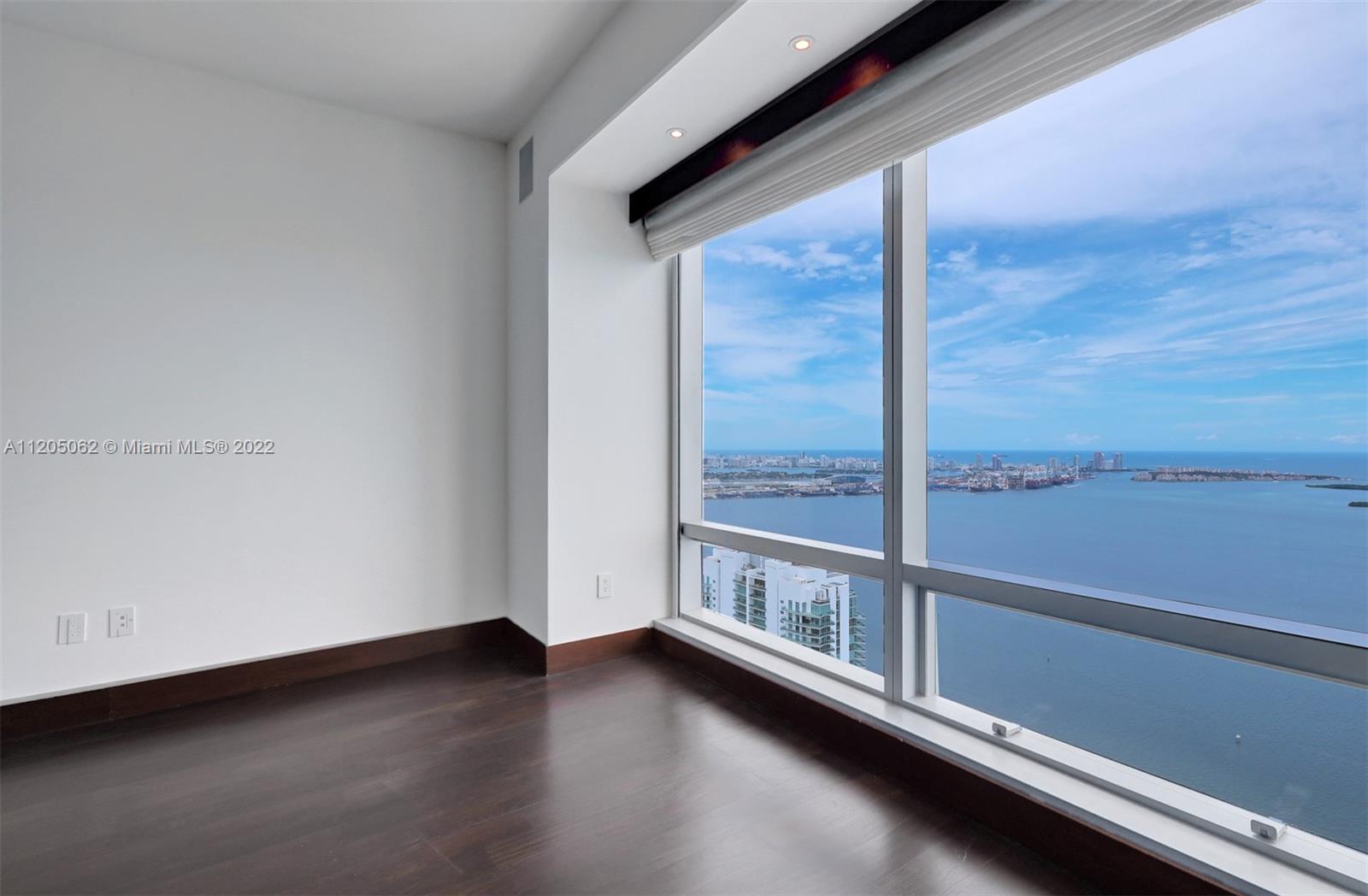 1425 Brickell Ave 63F, Miami, FL 33131, 3 Bedrooms Bedrooms, ,4 BathroomsBathrooms,Residential,For Sale,Brickell Ave,A11205062