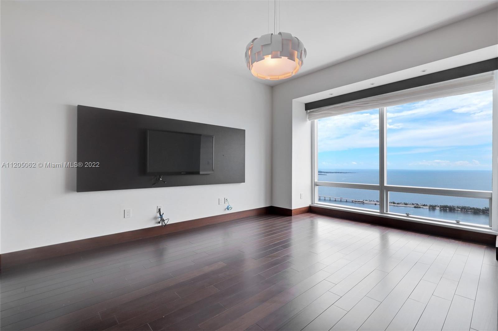 1425 Brickell Ave 63F, Miami, FL 33131, 3 Bedrooms Bedrooms, ,4 BathroomsBathrooms,Residential,For Sale,Brickell Ave,A11205062