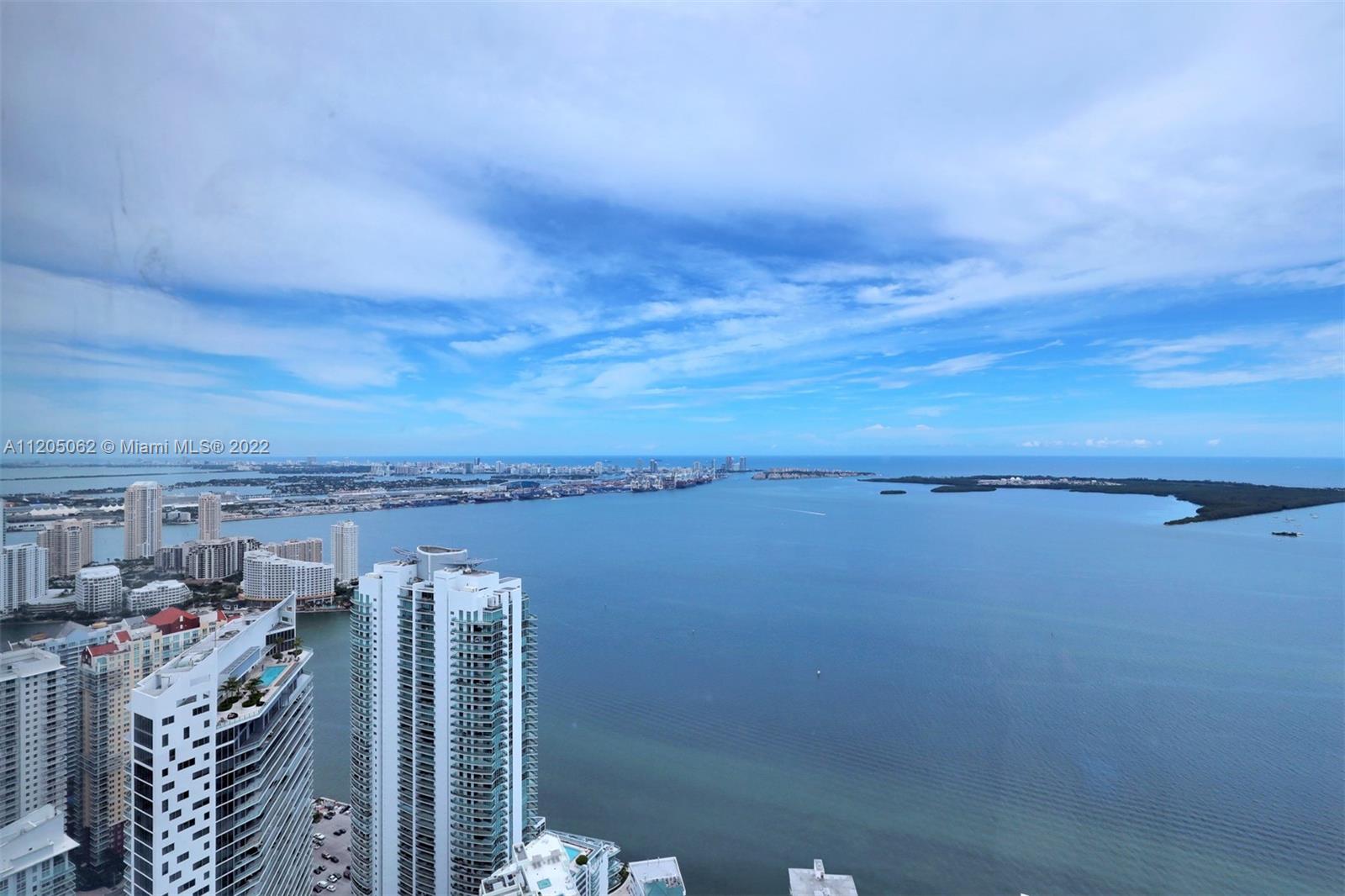 1425 Brickell Ave 63F, Miami, FL 33131, 3 Bedrooms Bedrooms, ,4 BathroomsBathrooms,Residential,For Sale,Brickell Ave,A11205062