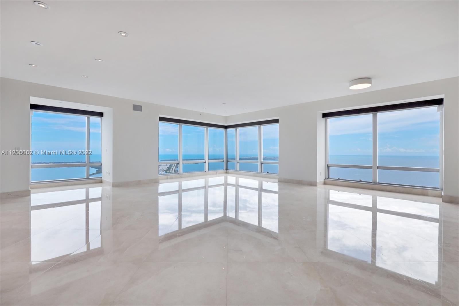 1425 Brickell Ave 63F, Miami, FL 33131, 3 Bedrooms Bedrooms, ,4 BathroomsBathrooms,Residential,For Sale,Brickell Ave,A11205062